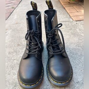 Dr. Martens Smooth Leather Boots 1460